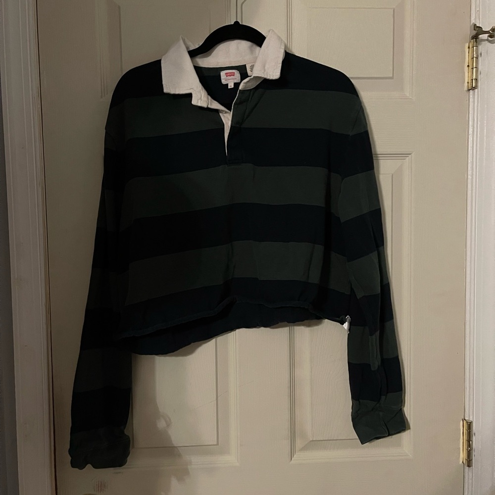 Cropped Levi’s Shirt